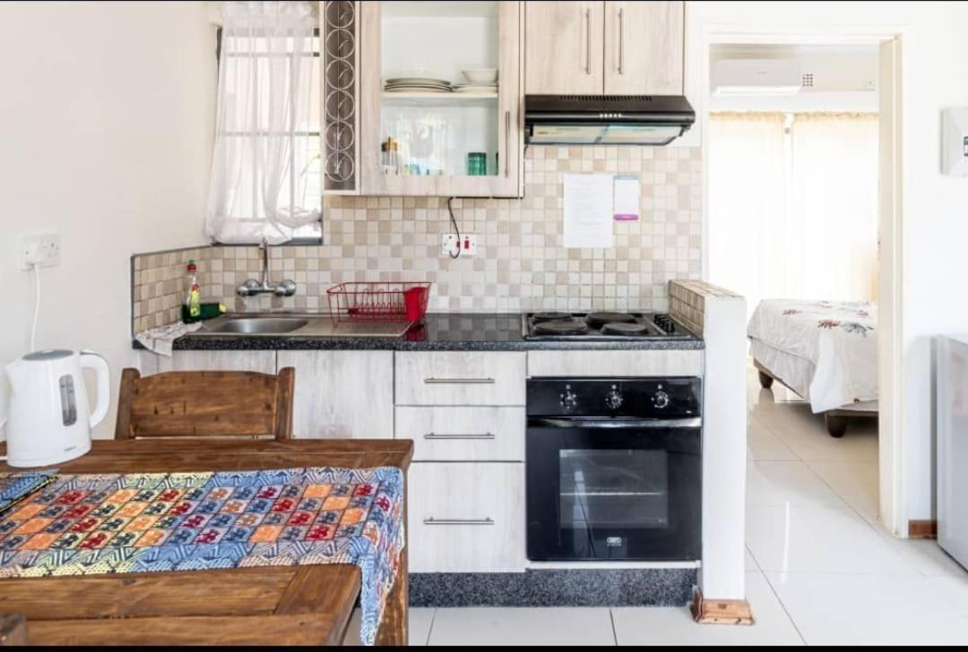 Maun Luxury Oasis Apartment Екстериор снимка